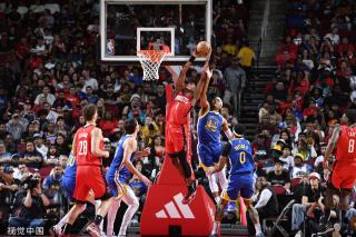 中足联的成 中足联的成