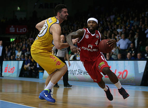 在对阵托特 在对阵托特