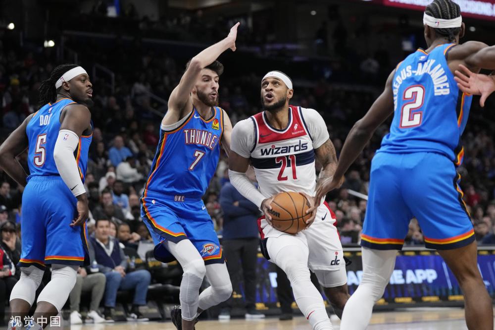 10个篮板 10个篮板